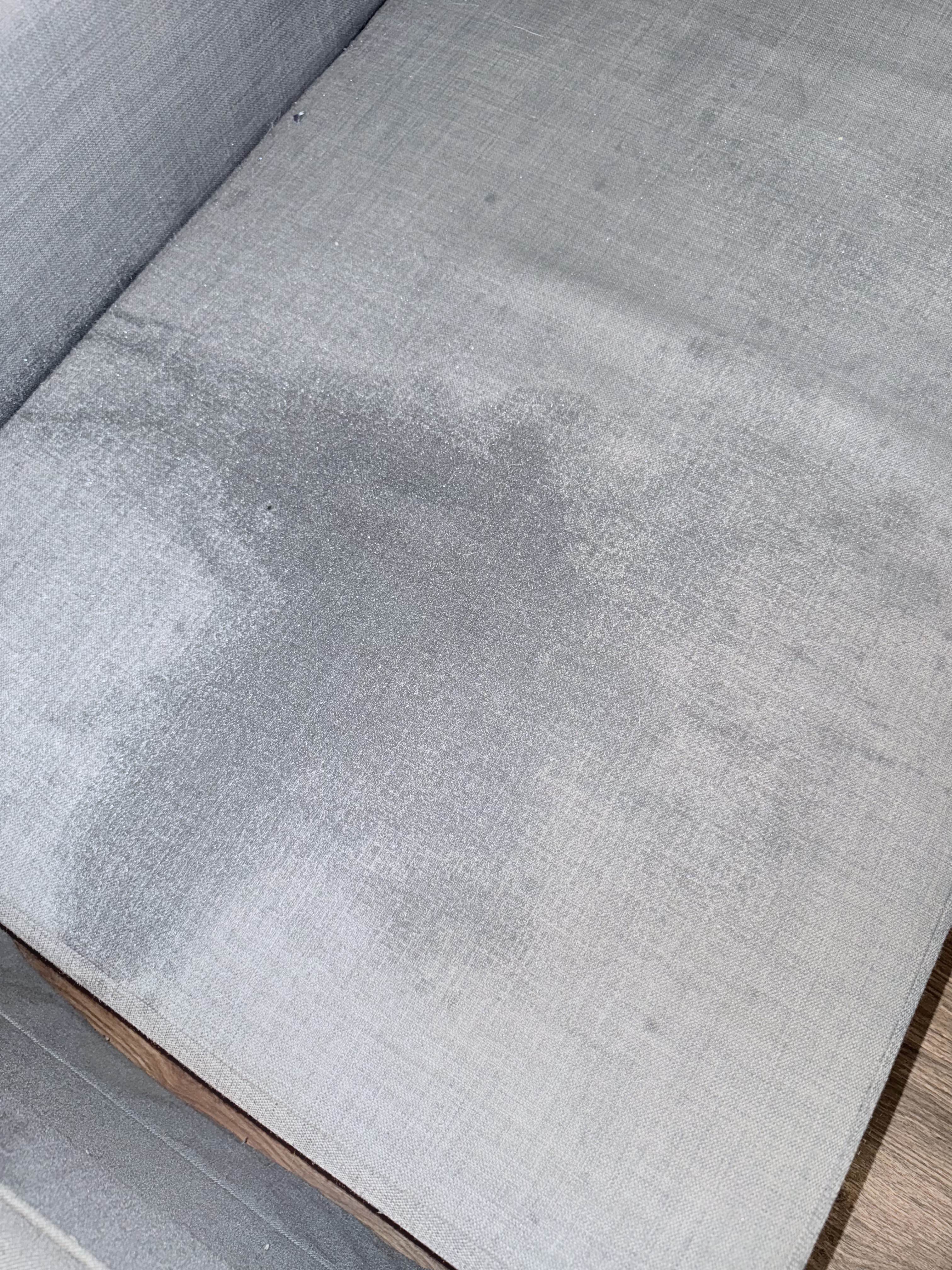 Čištění gauče Před